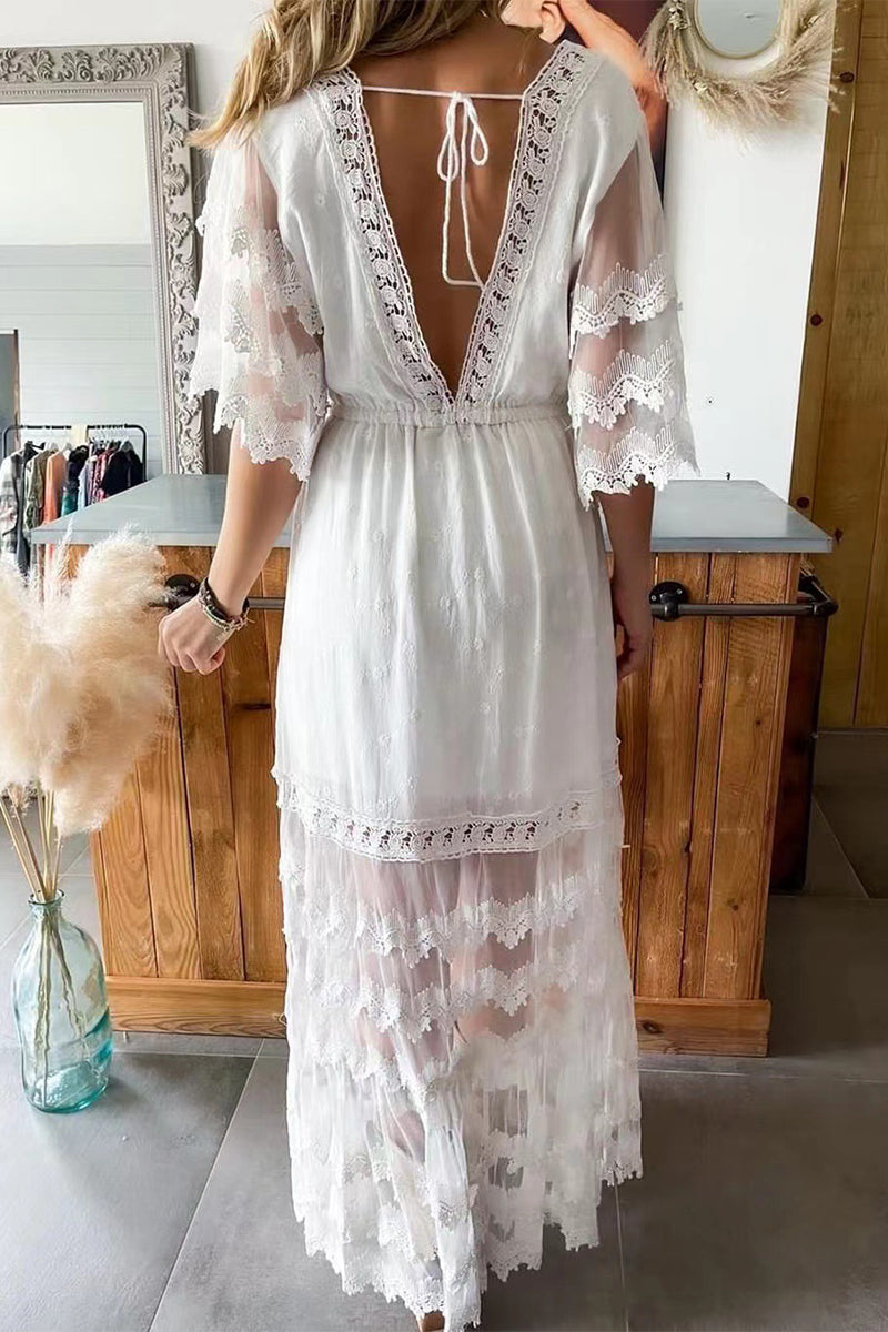 Beautifully Finished Dress in a Timeless Design