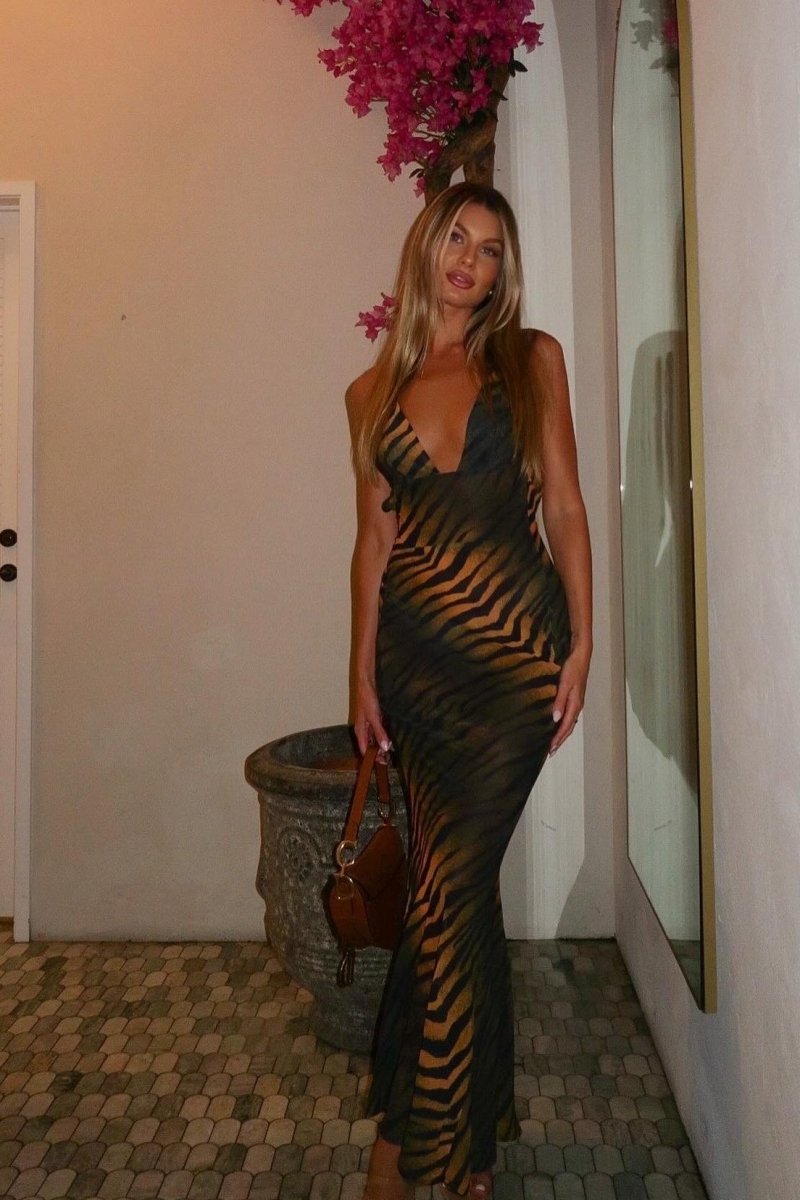 Elegantly Styled Dress for Everyday Wear