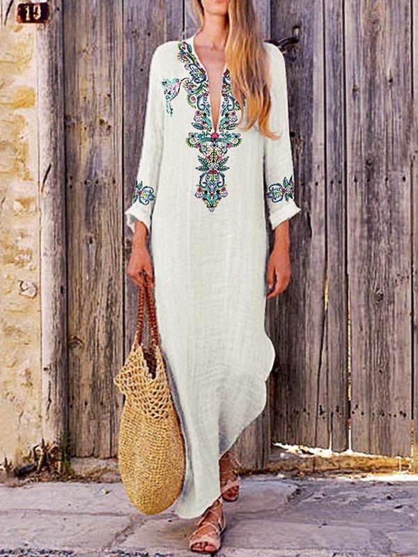 Classic Vintage Dress with a Flattering Fit