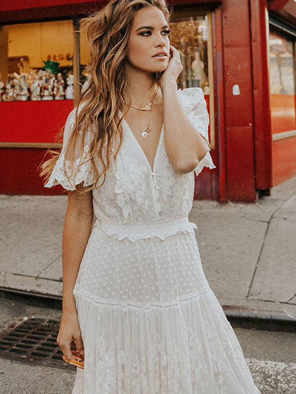 Beautifully Crafted Dress in a Classic Style
