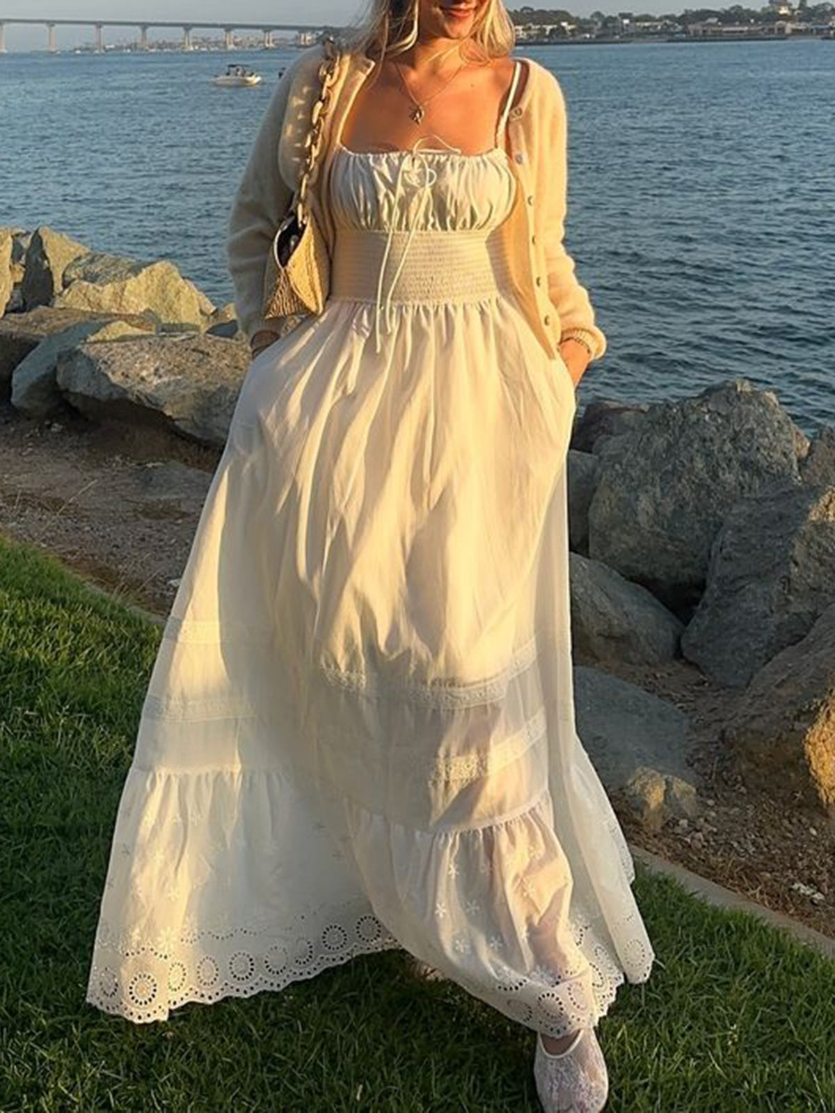 Classic Vintage Dress with a Flattering Fit
