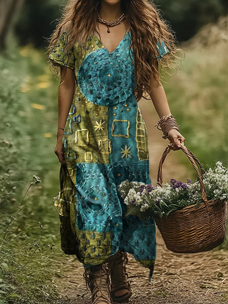 Classic Vintage & Enduringly Stylish Dress