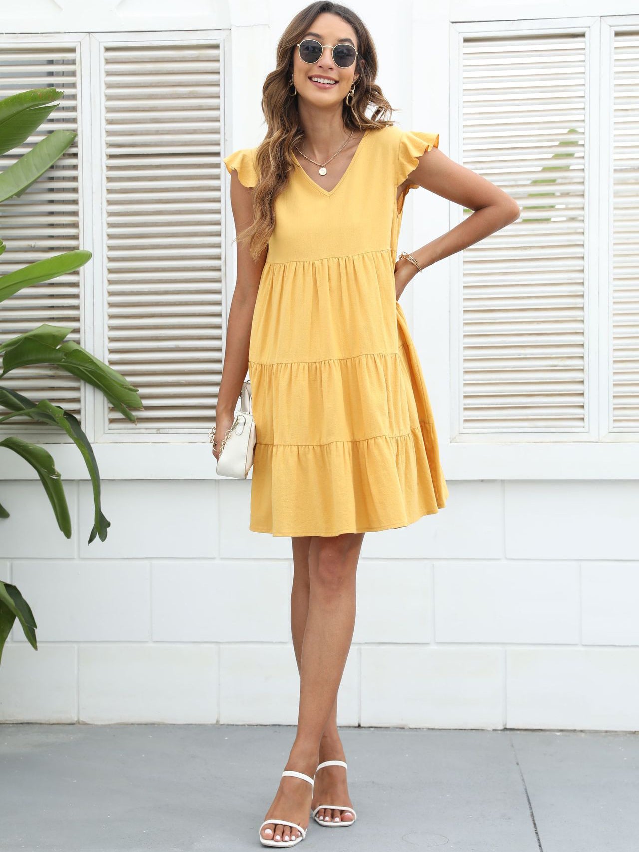 Well Tailored Dress with a Graceful Silhouette