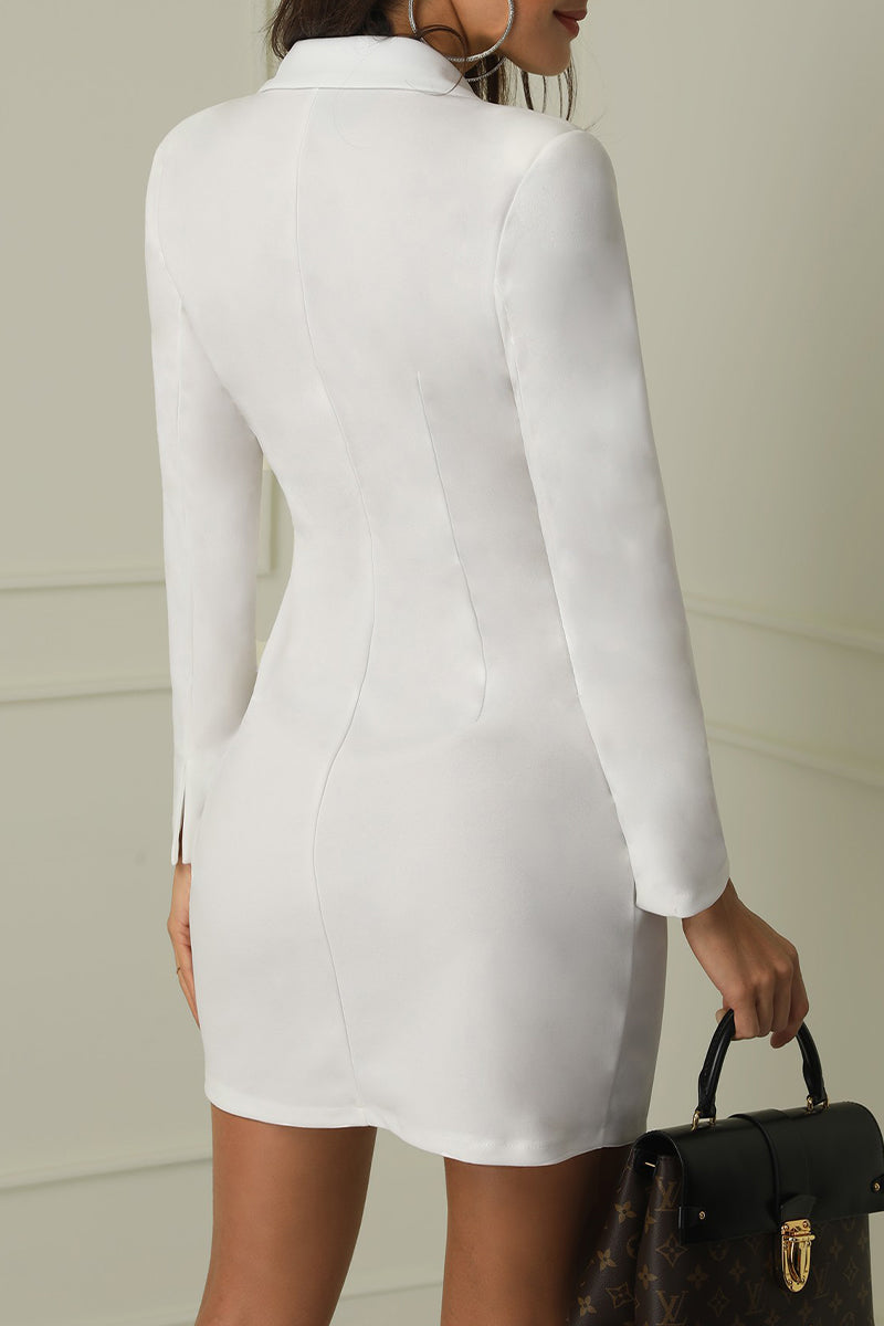 Effortlessly Elegant Dress with a Timeless Design