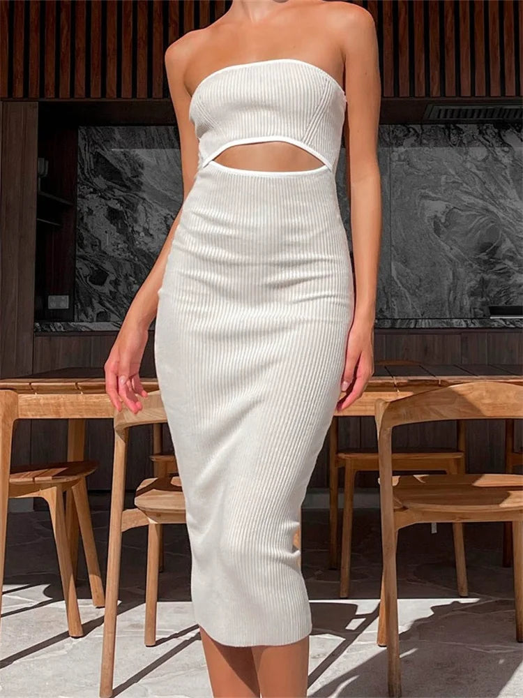 Effortlessly Elegant Dress with a Timeless Design