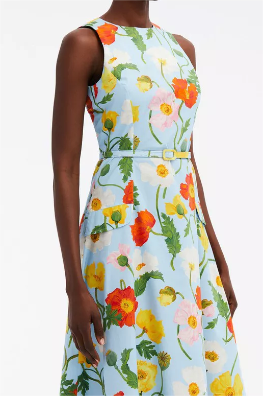 Beautifully Crafted Dress in a Classic Style