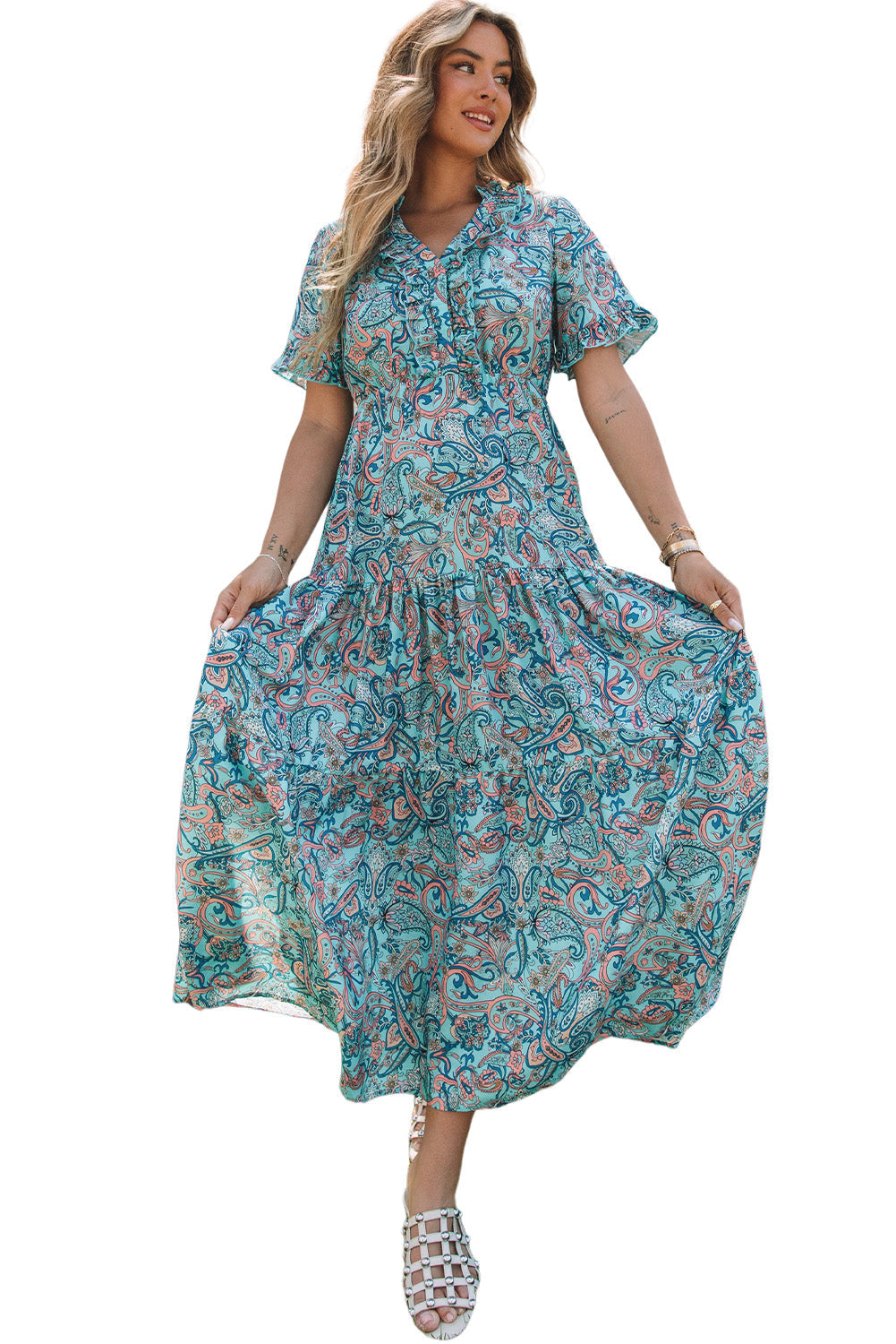 Beautifully Finished Dress in a Timeless Design