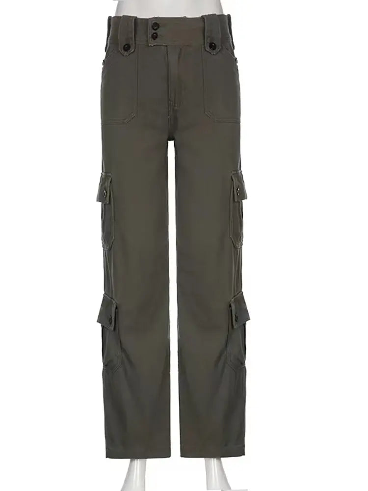 Effortlessly Elegant Pants with a Timeless Design