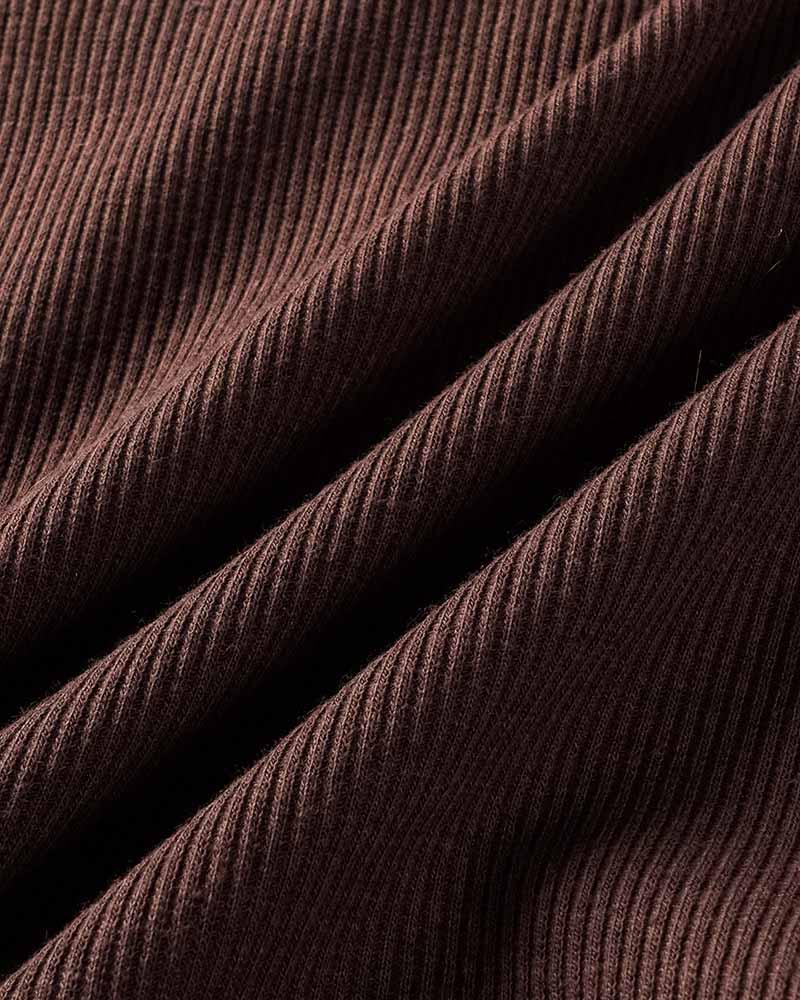 Effortlessly Elegant Garment with a Timeless Design