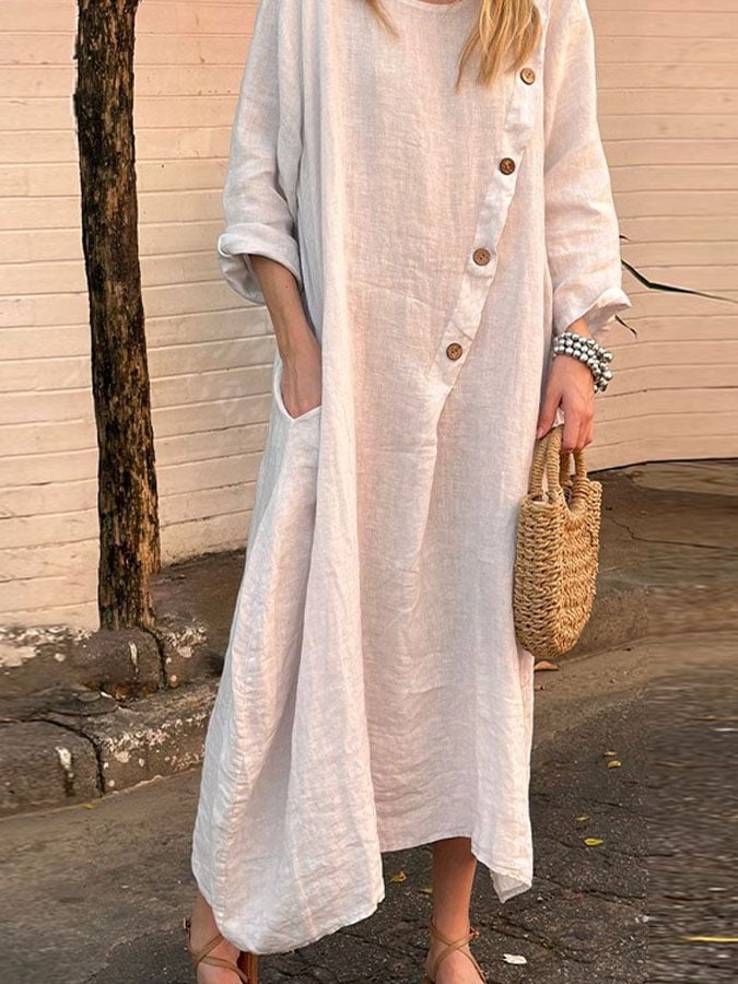 Well Tailored Dress with a Graceful Silhouette