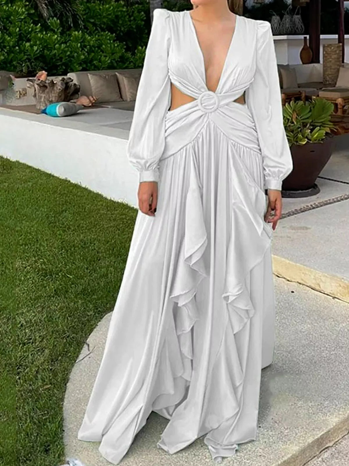 Sophisticated Dress with a Clean Classic Look