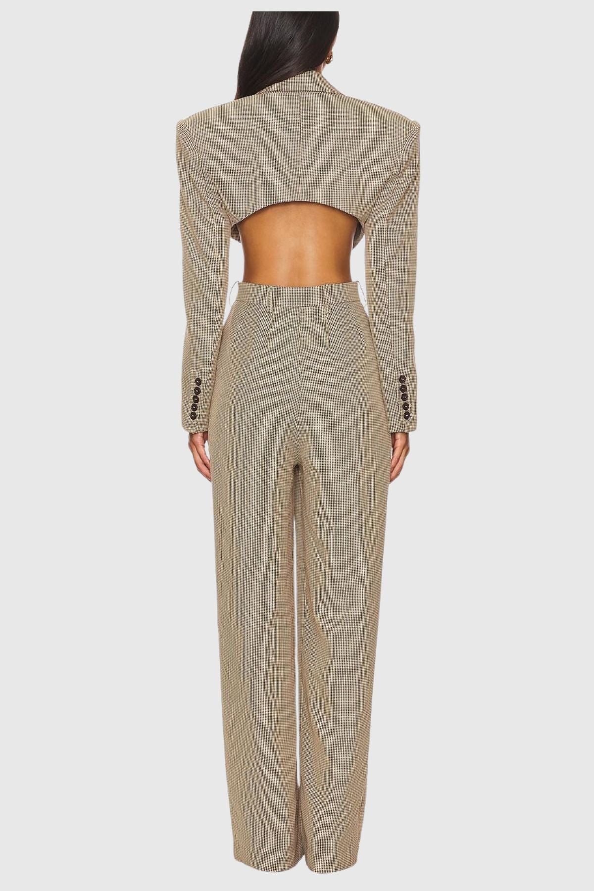 Effortlessly Elegant Garment with a Timeless Design