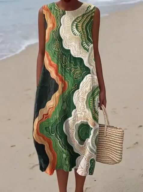 Classic Vintage Dress with a Flattering Fit