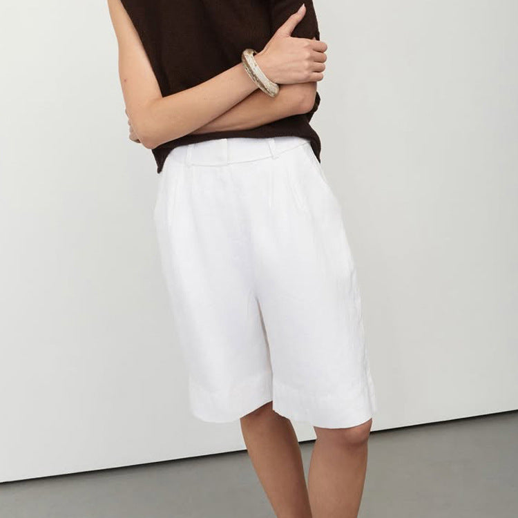 Beautifully Finished Pants in a Timeless Design