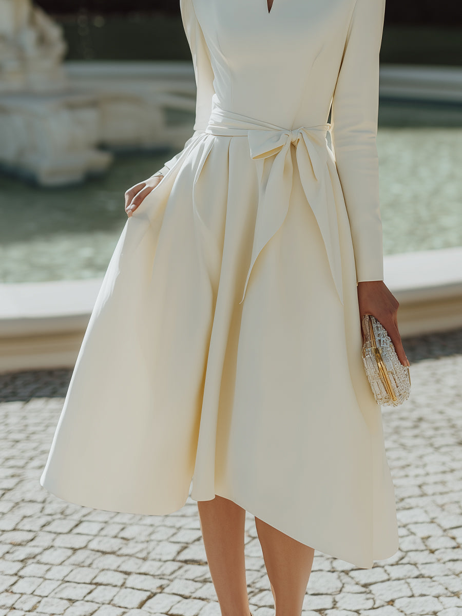 Beautifully Crafted Dress in a Classic Style