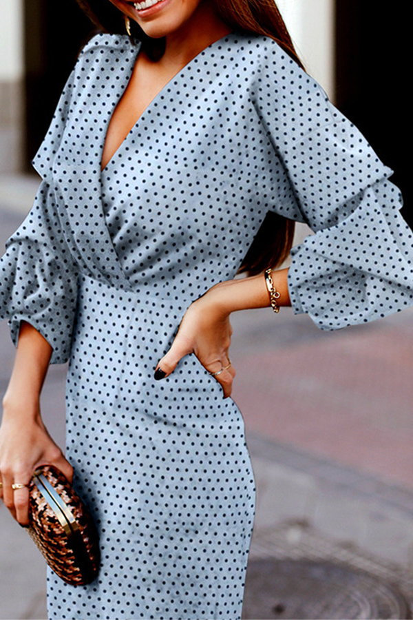 Polished Dress with an Effortless Classic Look