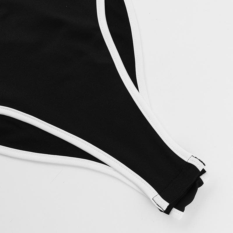 Effortlessly Elegant Garment with a Timeless Design