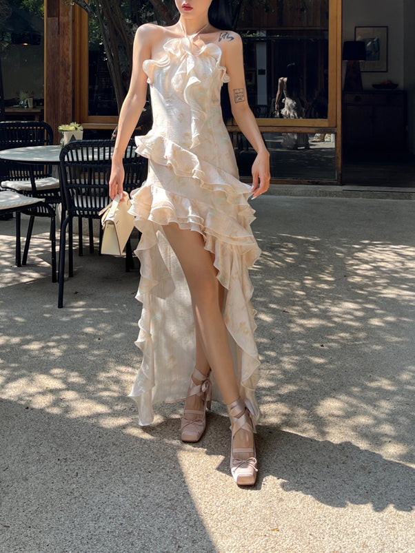 A Vintage Style Dress with Delicate Timeless Details