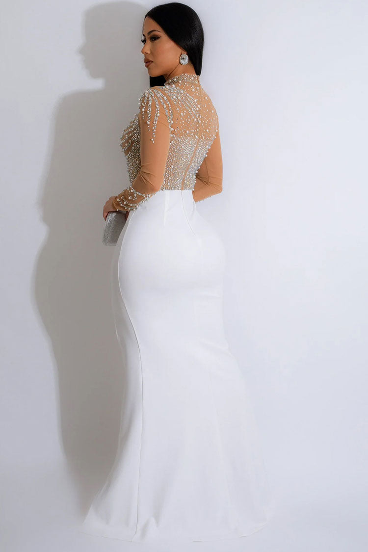 Beautifully Crafted Dress in a Classic Style