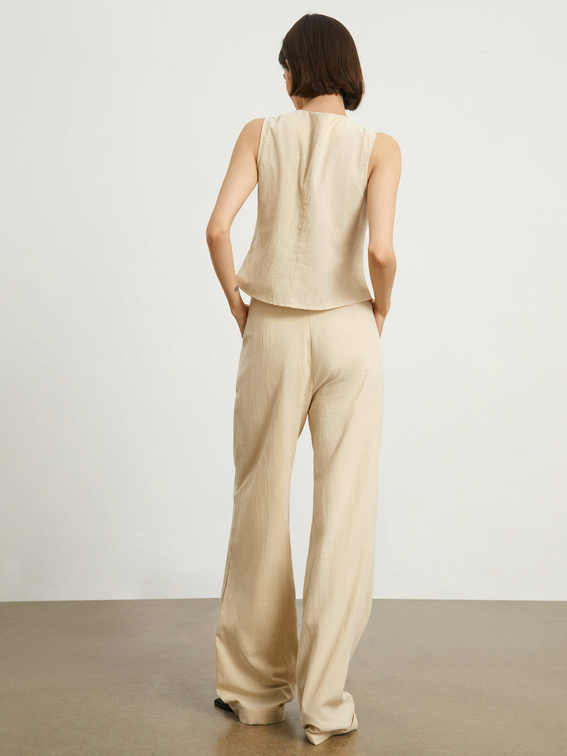 Elegantly Styled Pants for Everyday Wear