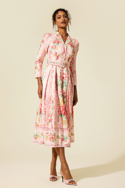 Classic Vintage Dress with a Flattering Fit