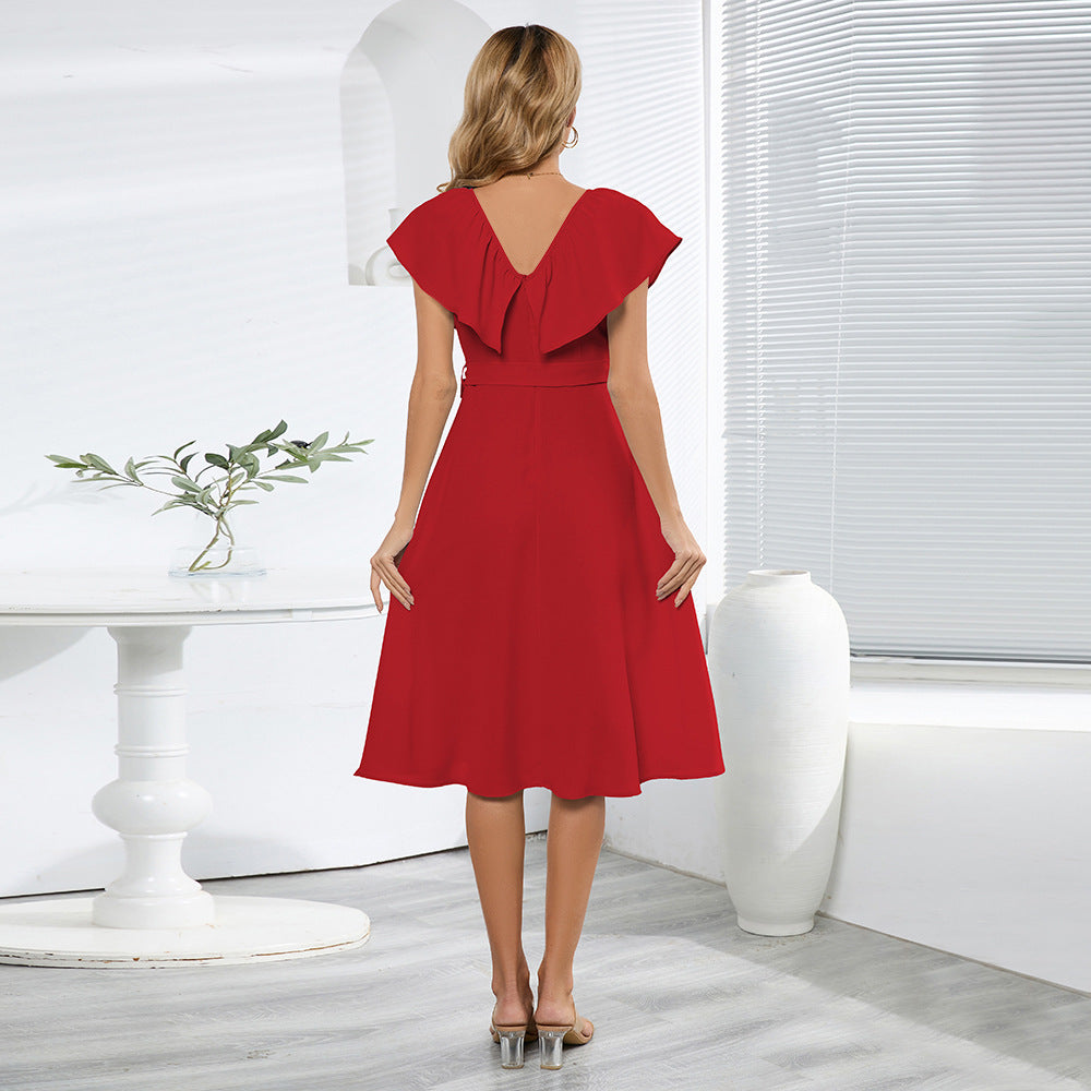 Well Tailored Dress with a Graceful Silhouette