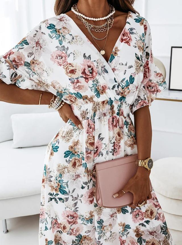 Classic Vintage & Enduringly Stylish Dress