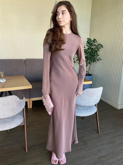 Polished Dress with an Effortless Classic Look