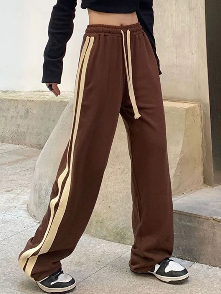 Sophisticated Pants with a Clean Classic Look