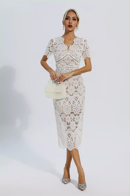Polished Dress with an Effortless Classic Look
