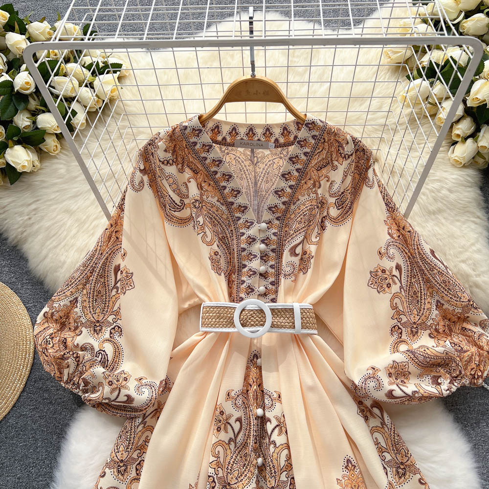 A Vintage Style Dress with Delicate Timeless Details