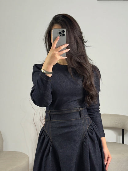 Gracefully Styled Dress for Any Occasion