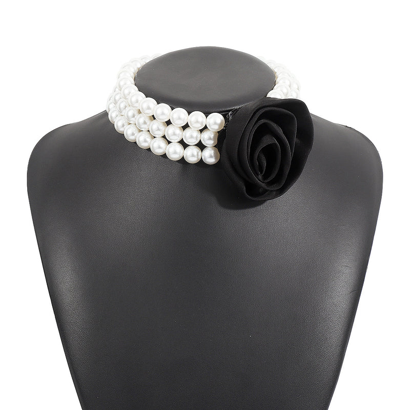 Charming Pearl Necklace for Any Occasion