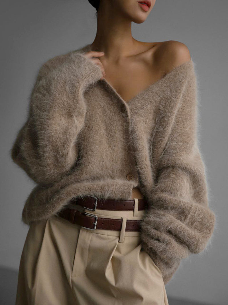 Beautifully Crafted Cardigan in a Classic Style