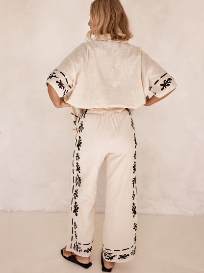 Gracefully Styled Pants for Any Occasion