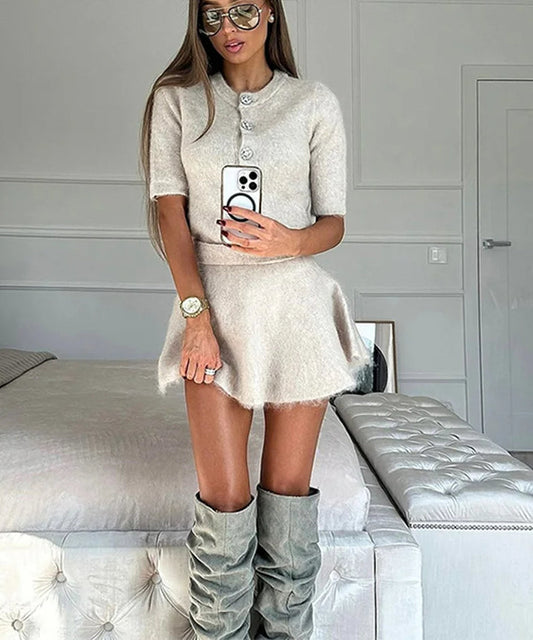 brown skirt