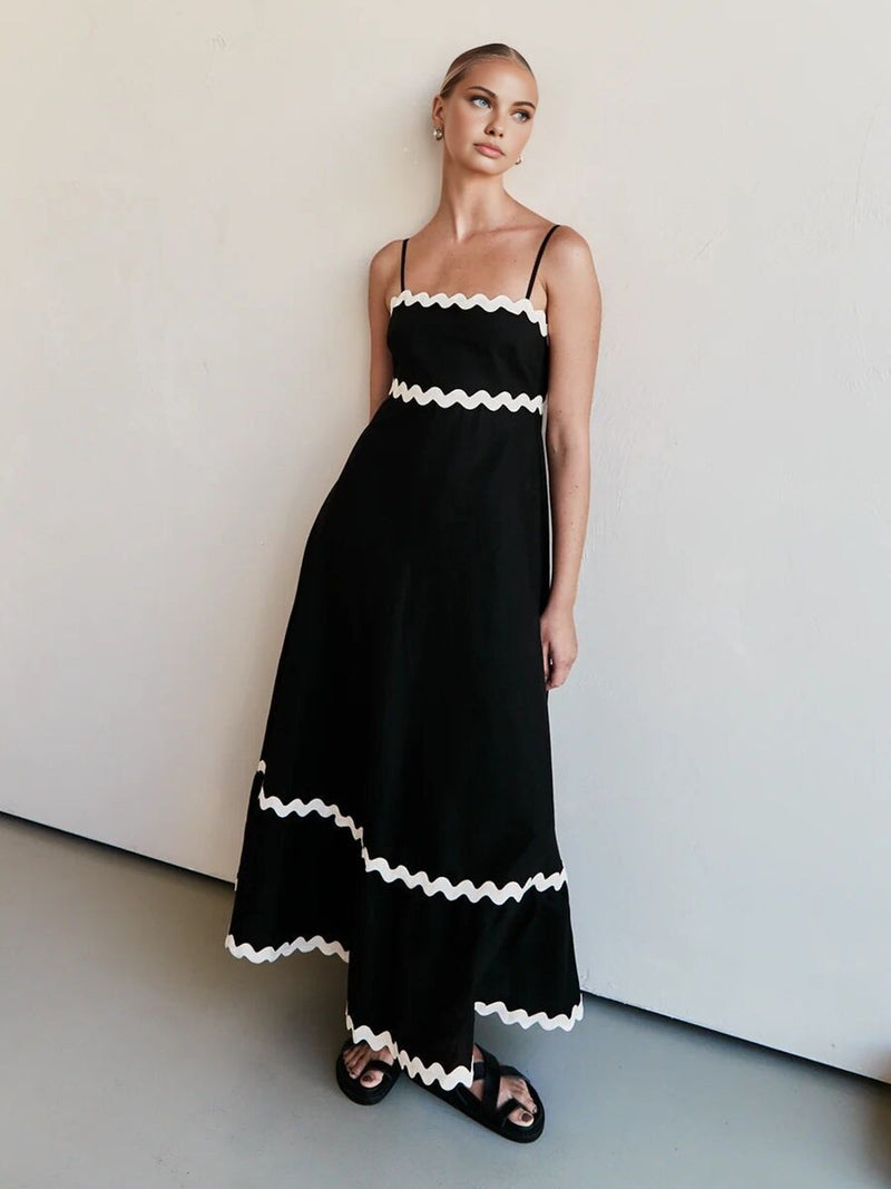 Effortlessly Elegant Dress with a Timeless Design