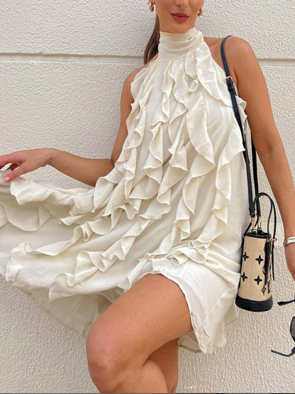 Effortlessly Elegant Dress with a Timeless Design