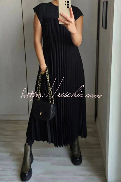 Polished Dress with an Effortless Classic Look