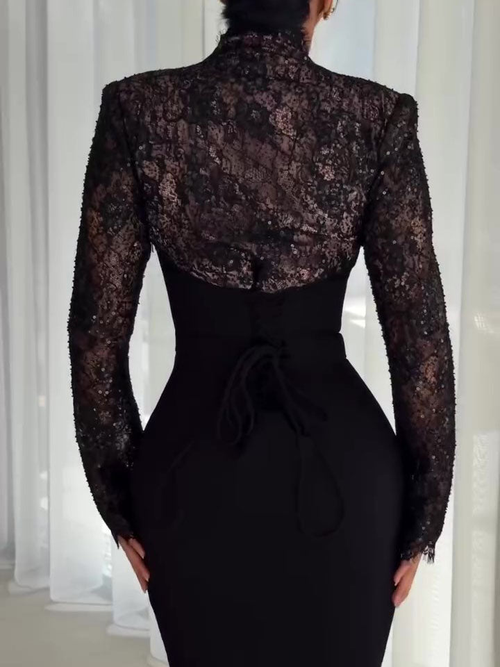 Well Tailored Dress with a Graceful Silhouette