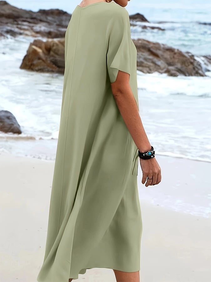 Gracefully Styled Dress for Any Occasion