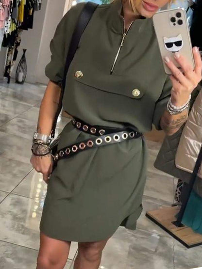 Classic Vintage Dress with a Flattering Fit