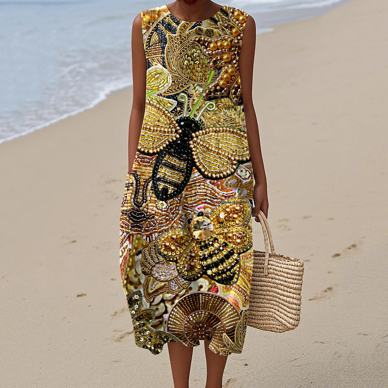 Beautifully Finished Dress in a Timeless Design