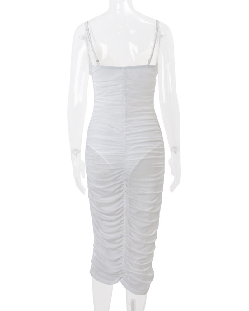 Beautifully Crafted Dress in a Classic Style