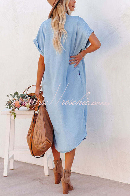 Well Tailored Dress with a Graceful Silhouette