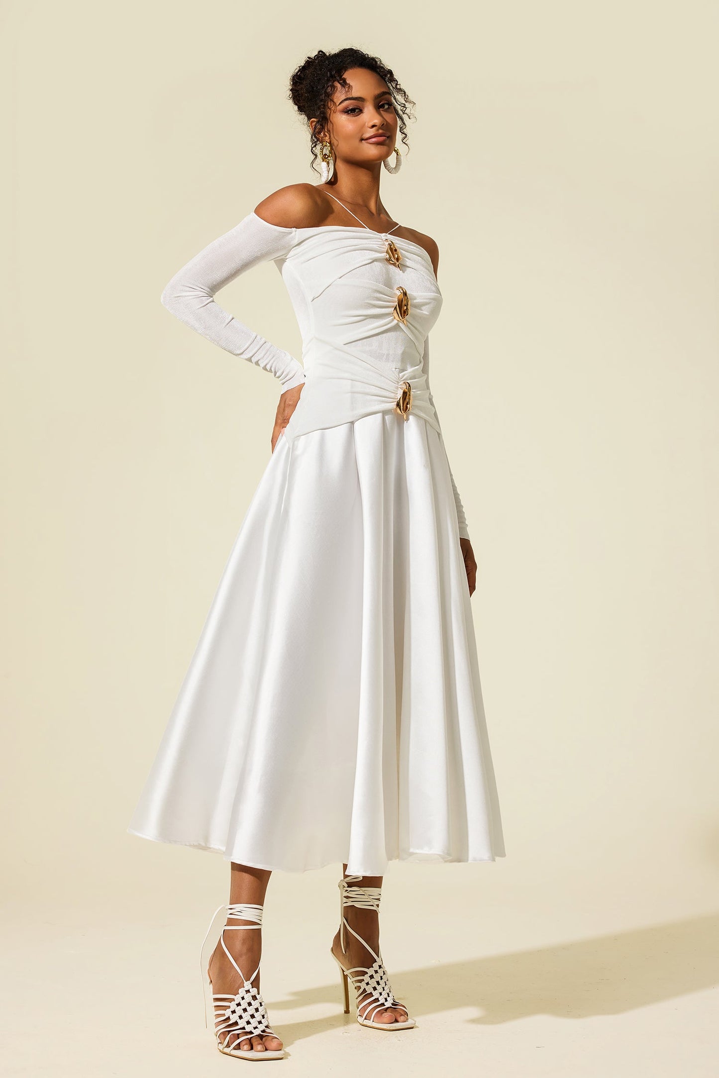 Beautifully Crafted Dress in a Classic Style