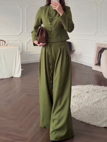 Classic Set with Timeless Appeal
