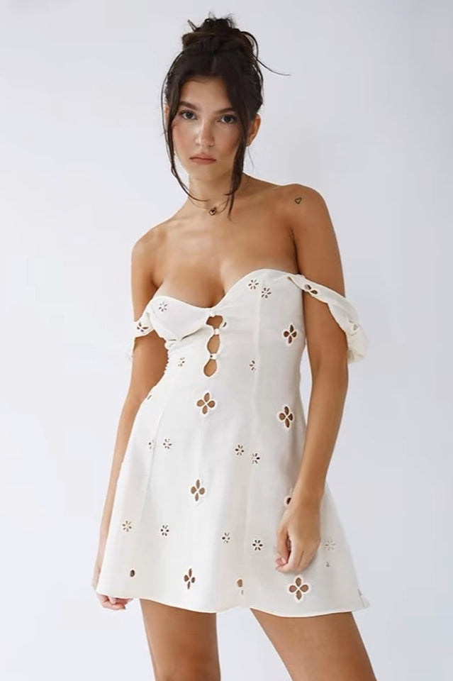 Beautifully Crafted Dress in a Classic Style
