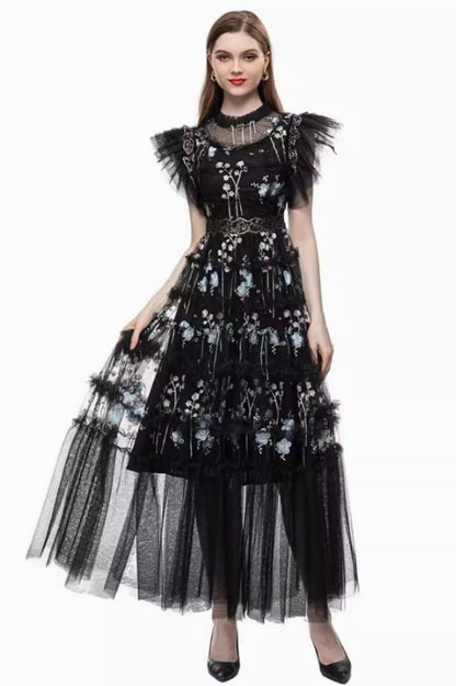 Gracefully Styled Dress for Any Occasion