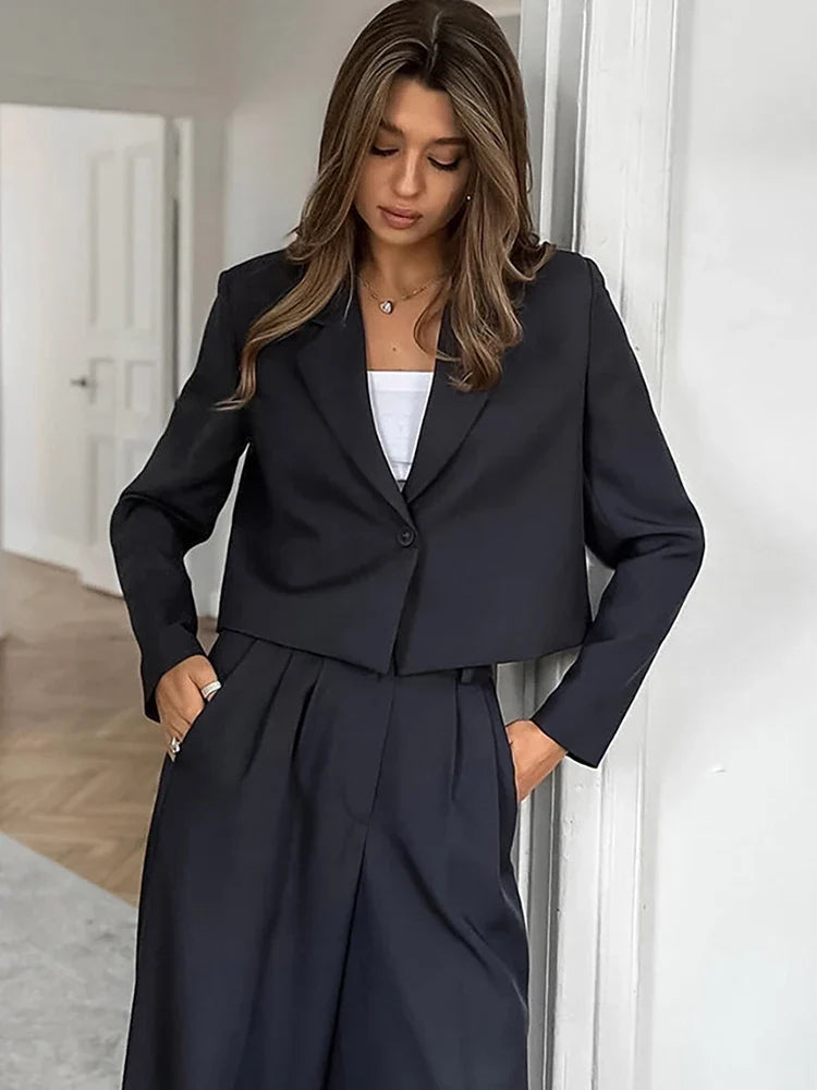 Polished Garment with an Effortless Classic Look